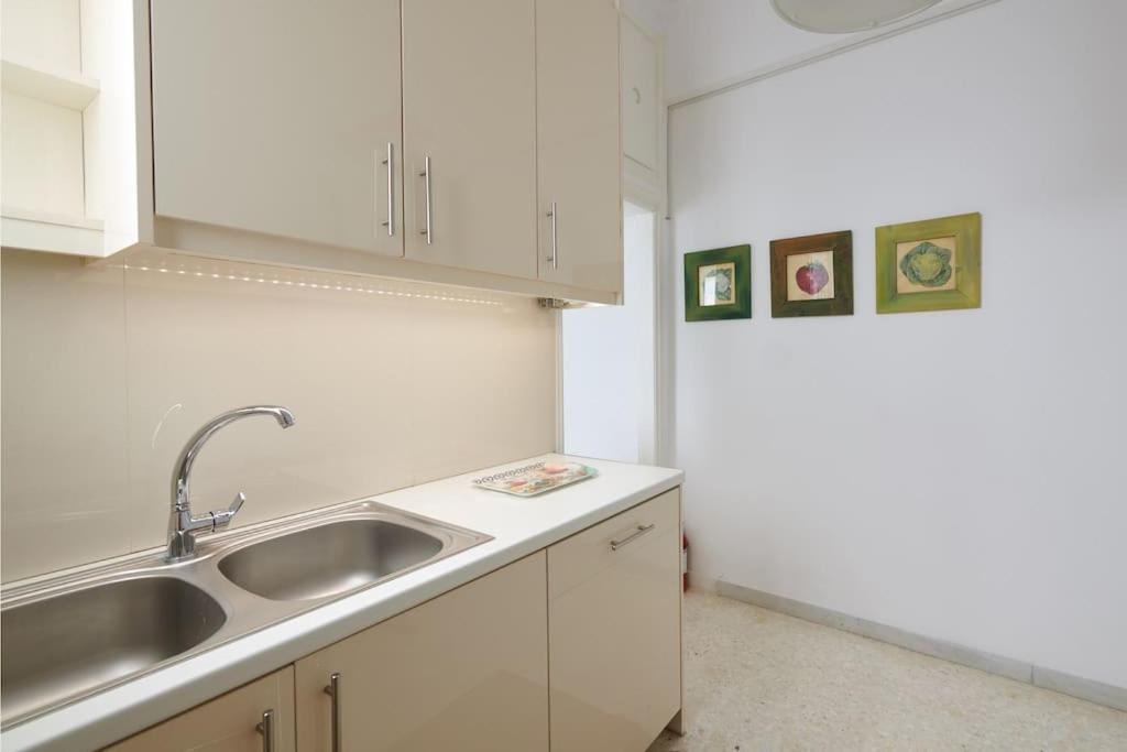 Apartment In The Heart Of The Athens