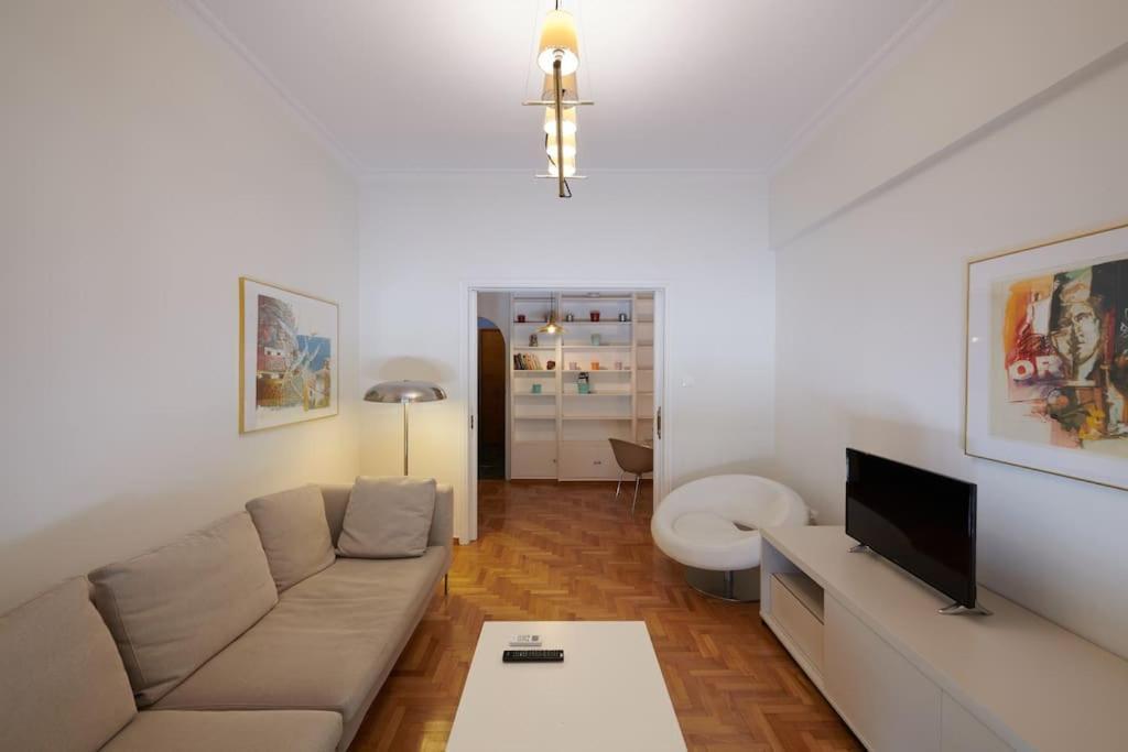 In The Heart Of The Apartment